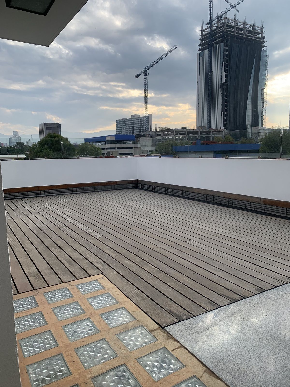 11 de 16: Roof Privado