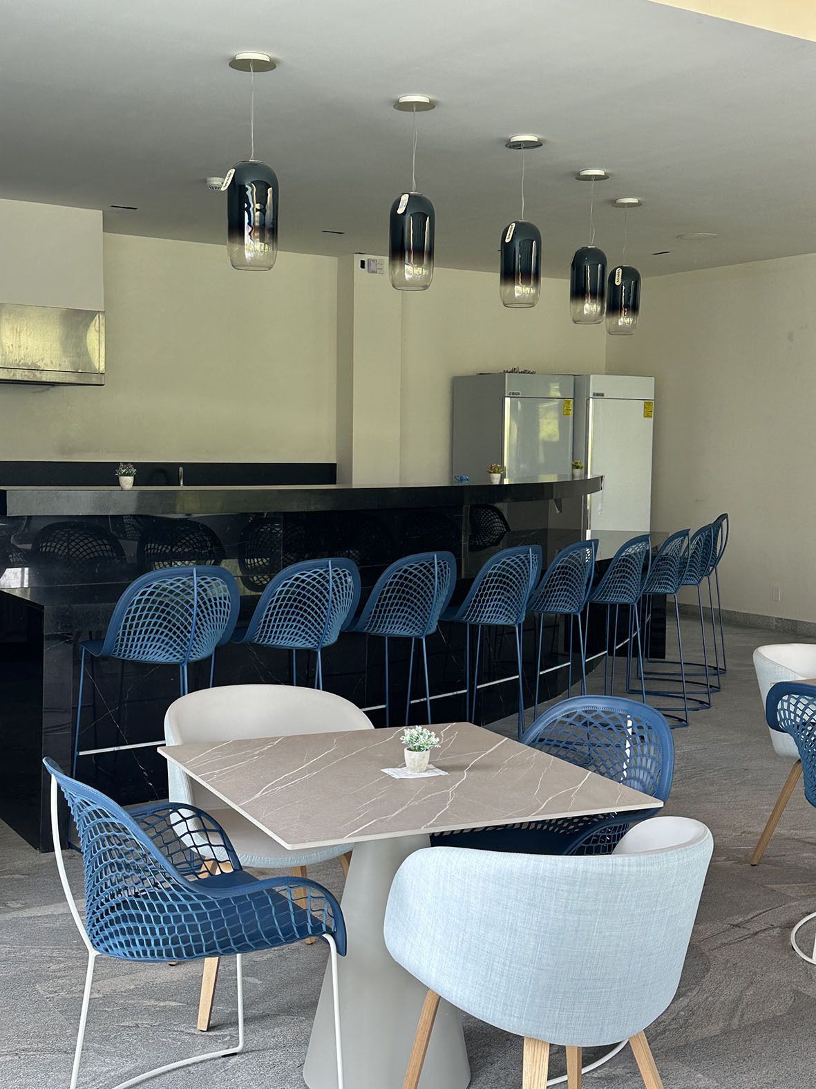 29 de 45: BARRA SNACK BAR