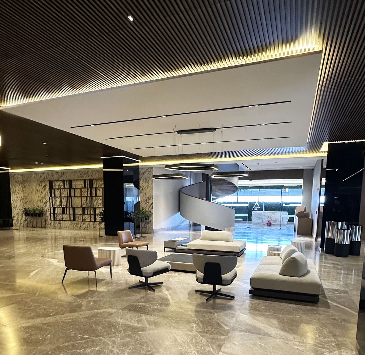 39 de 45: LOBBY