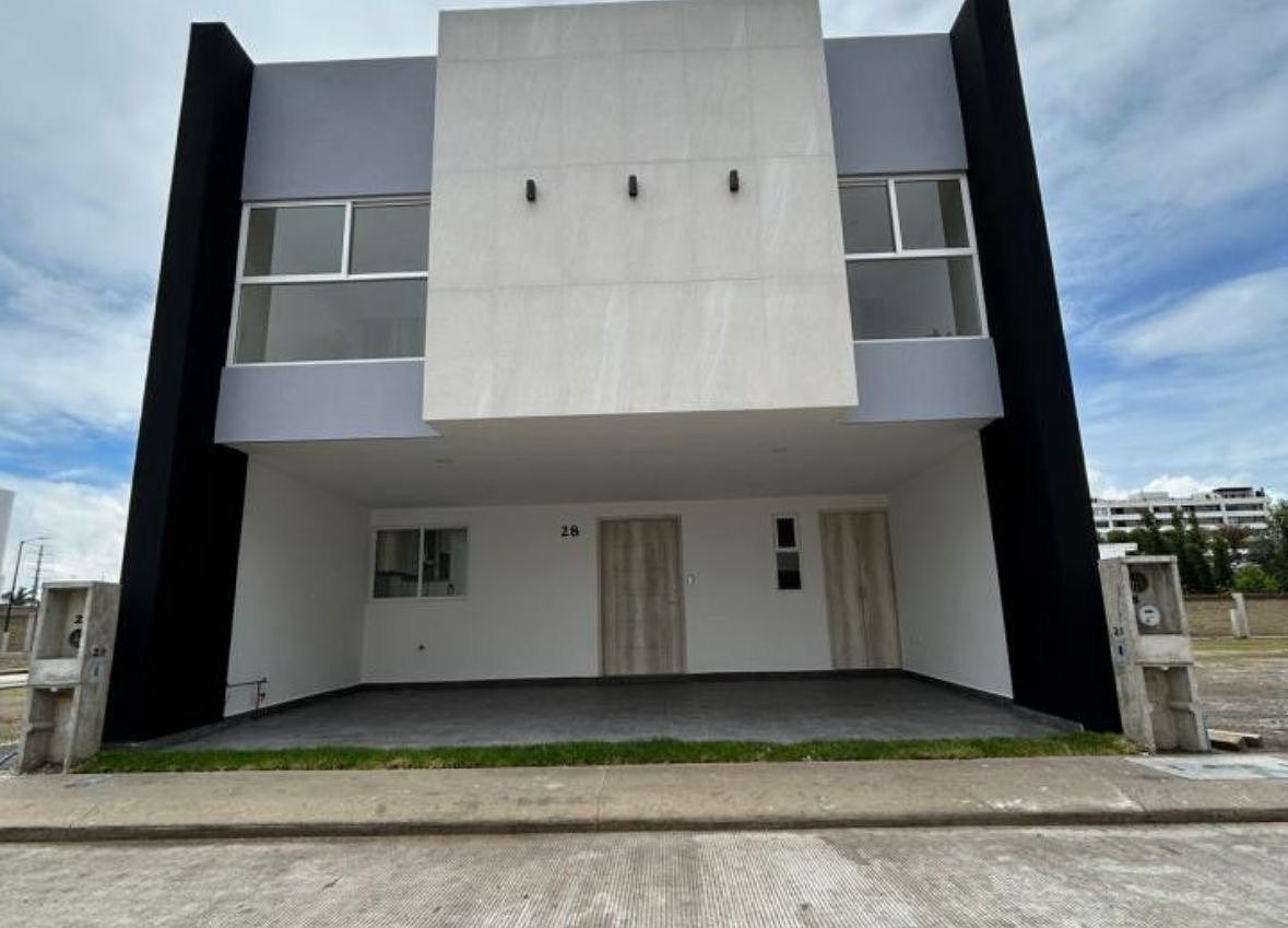 CASA À VENDA EM EXCLUSIVO LOTEAMENTO RESIDENCIAL SOLARE, foto 1 de 28
