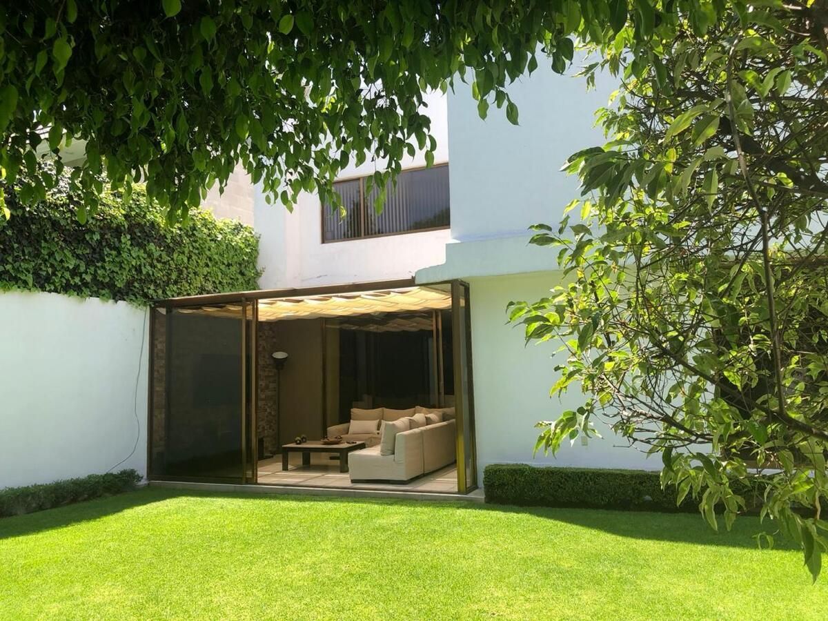 2 de 22: Casa en Venta en Colinas del Bosque Rayo Vende ®