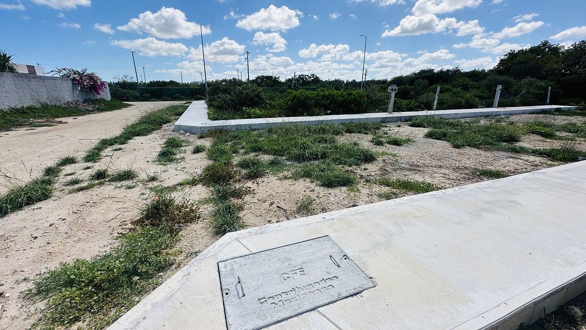 2 de 9: https://www.easybroker.com/agent/properties/venta-de-terreno