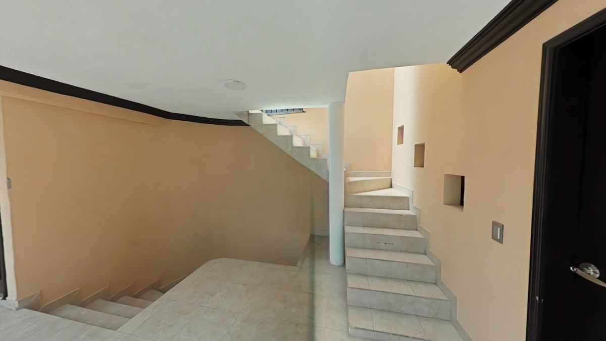 33 de 39: ESCALERAS AZOTEA