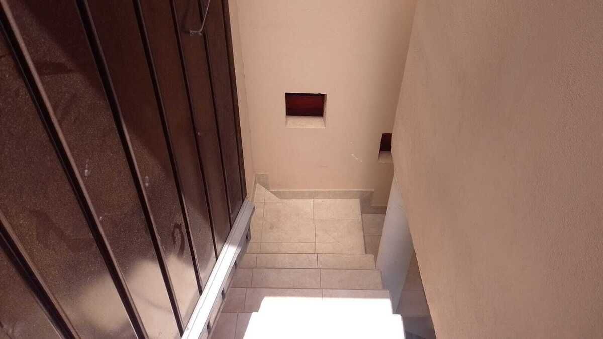 34 de 39: ESCALERAS AZOTEA