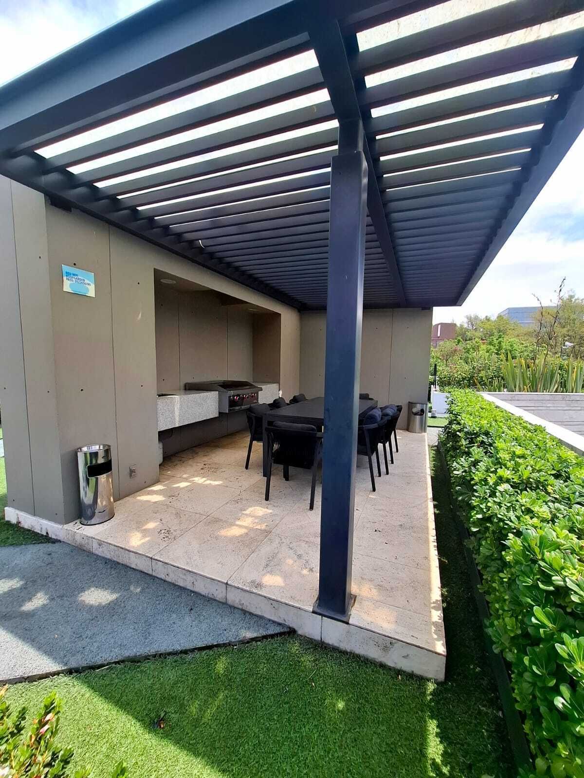 22 de 28: 4 asadores independientes en el Roof Garden