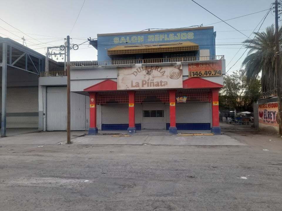 Se Renta o Se Vende Bodega en Zona Centro a una Cuadra de Plaza el Mariachi (Mex