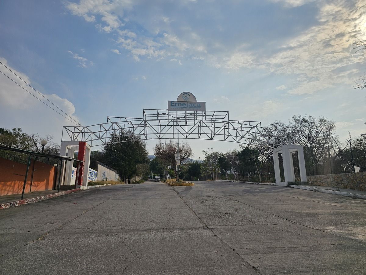 24 de 27