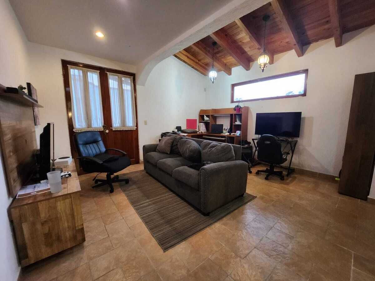13 de 28: Sala de TV