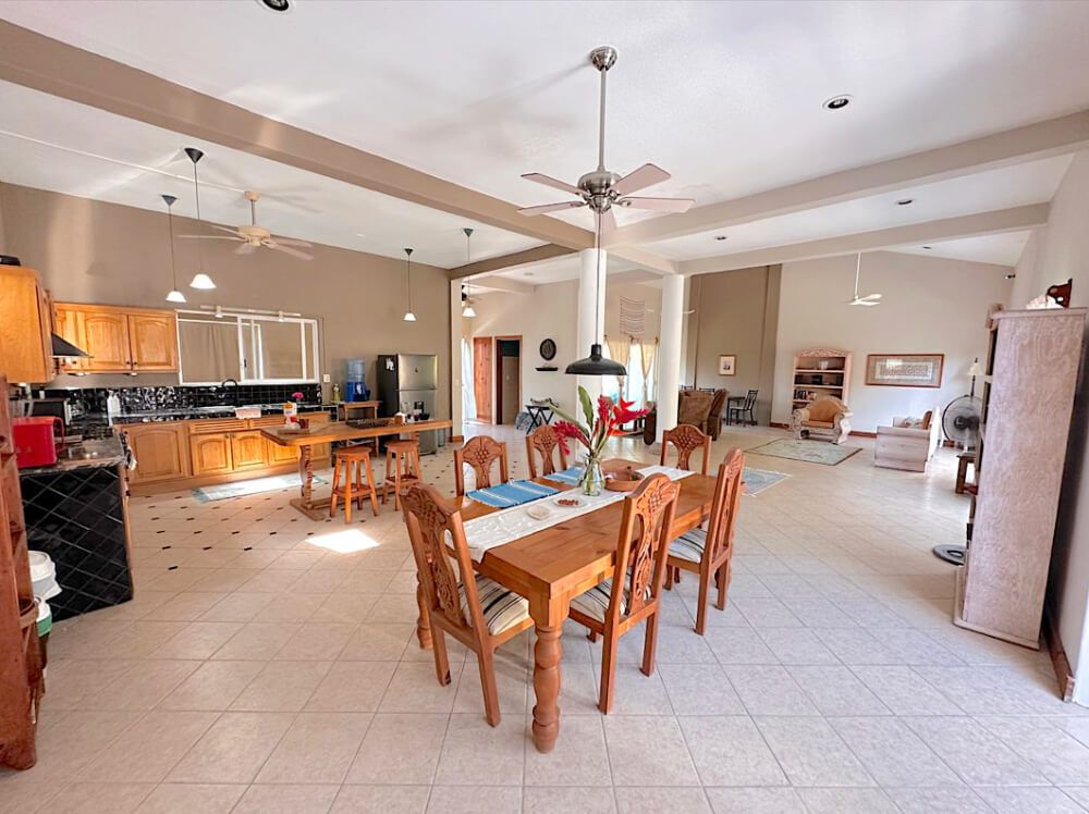 5 de 36: Dining, Kitchen, Great Room