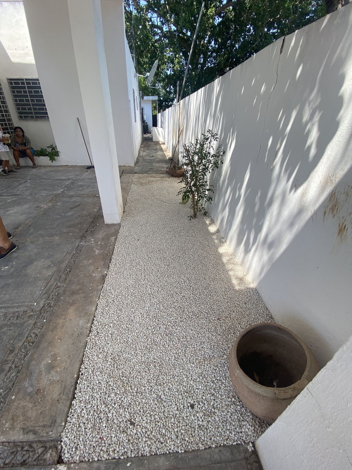 9 de 21: Entrada peatonal