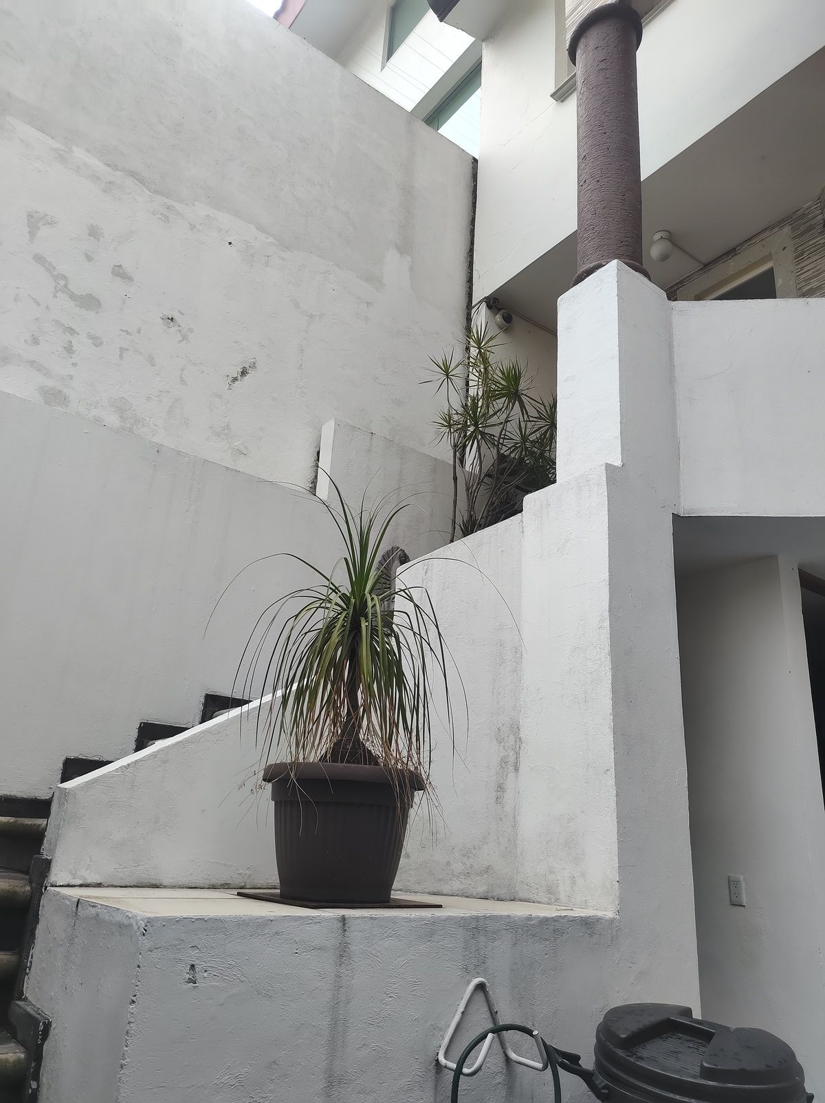 Escaleras de acceso a la casa