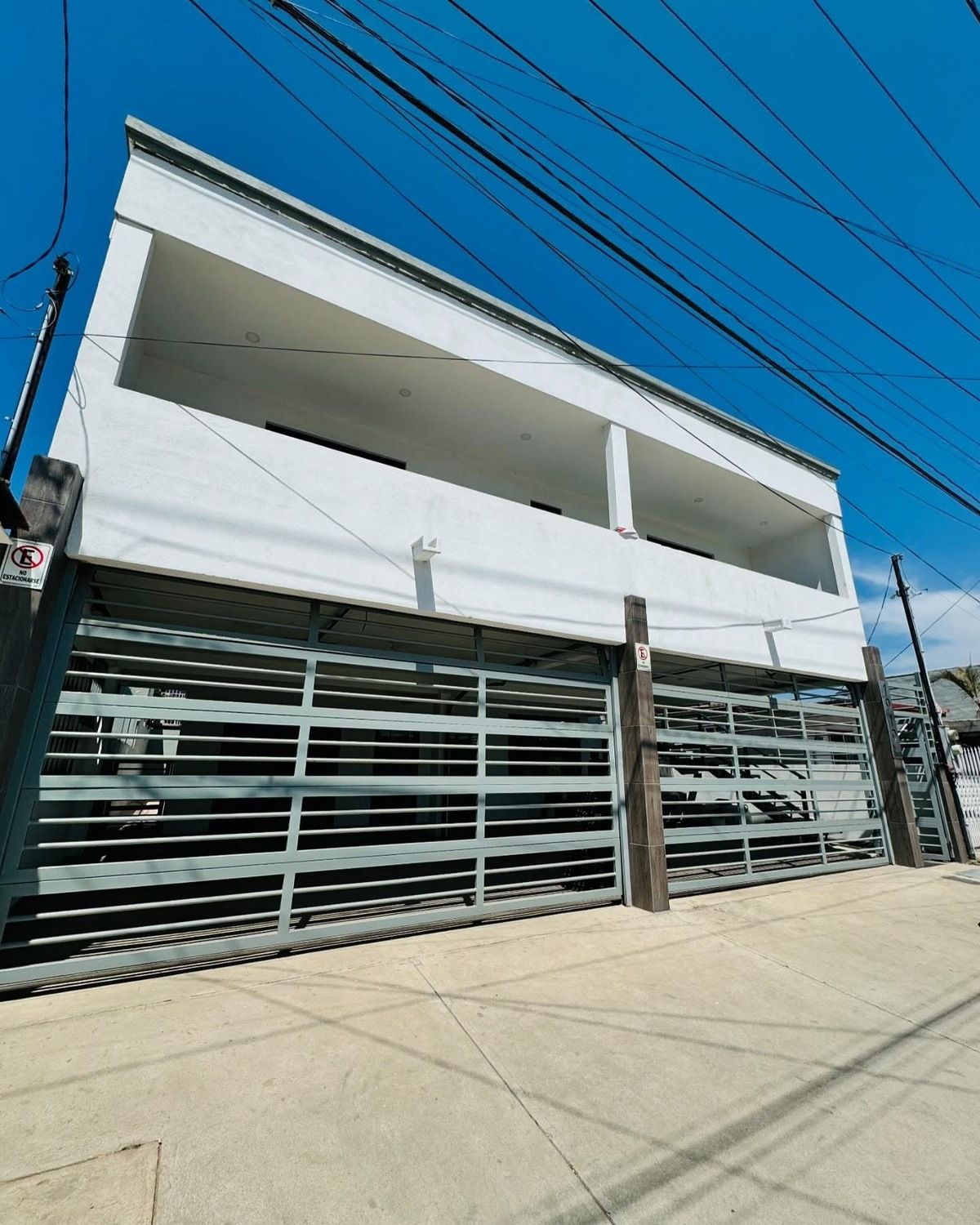 14 of 14: Vista exterior
