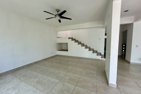 House FOR RENT in Private Subdivision Villa Florencia