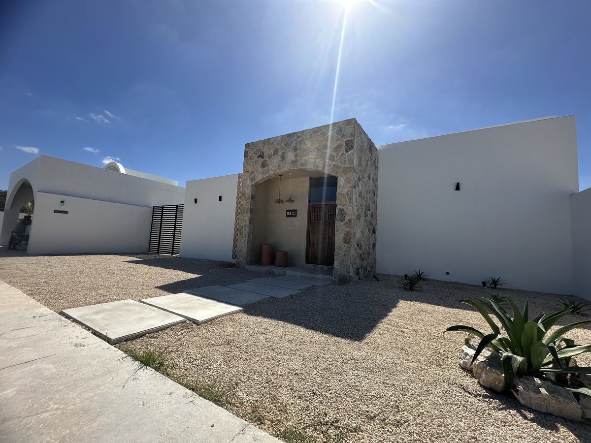 6 de 14: MODELO DE FACHADA CASA