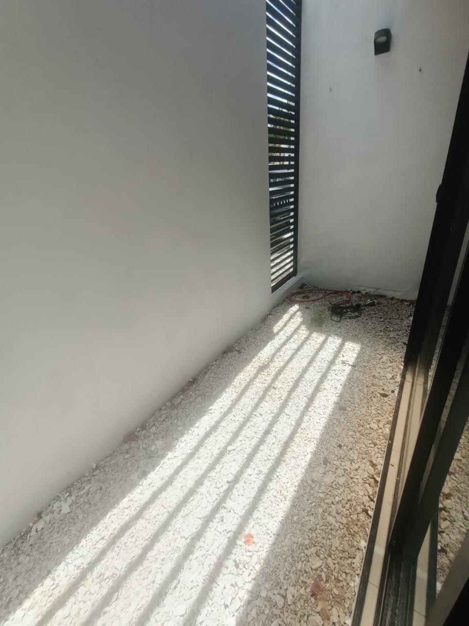9 of 22