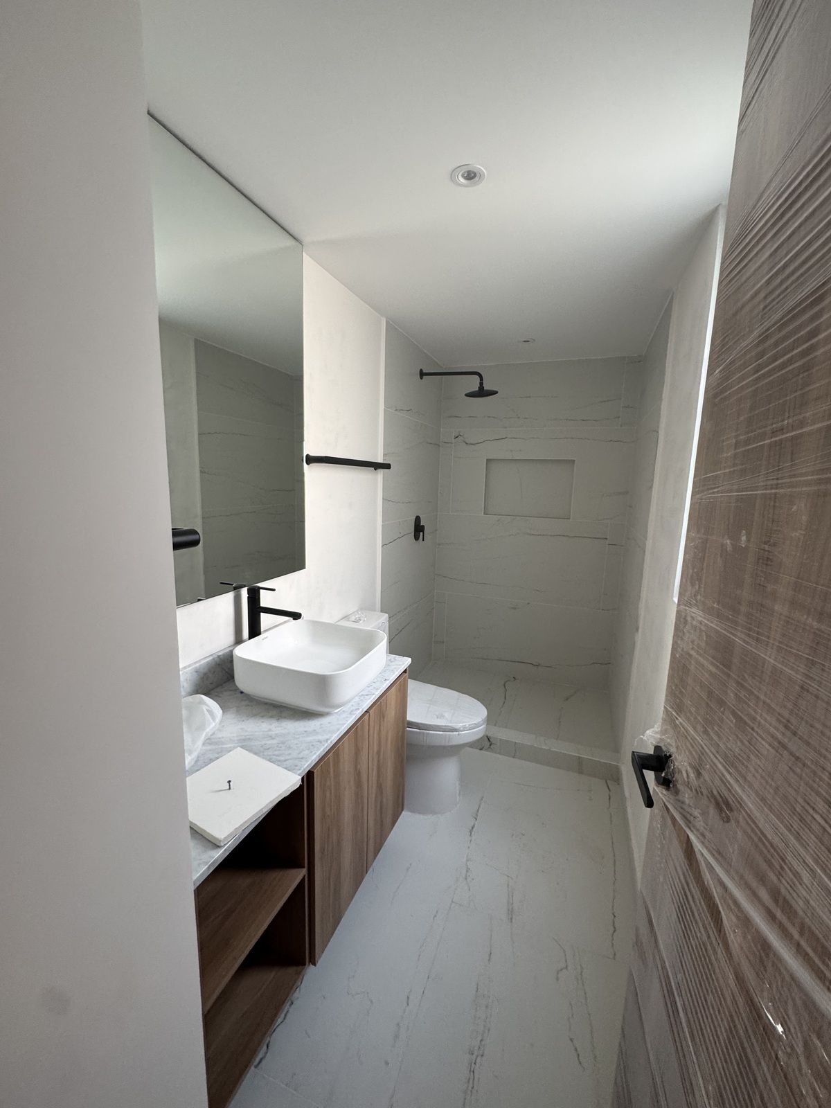 12 de 18: Baño 2