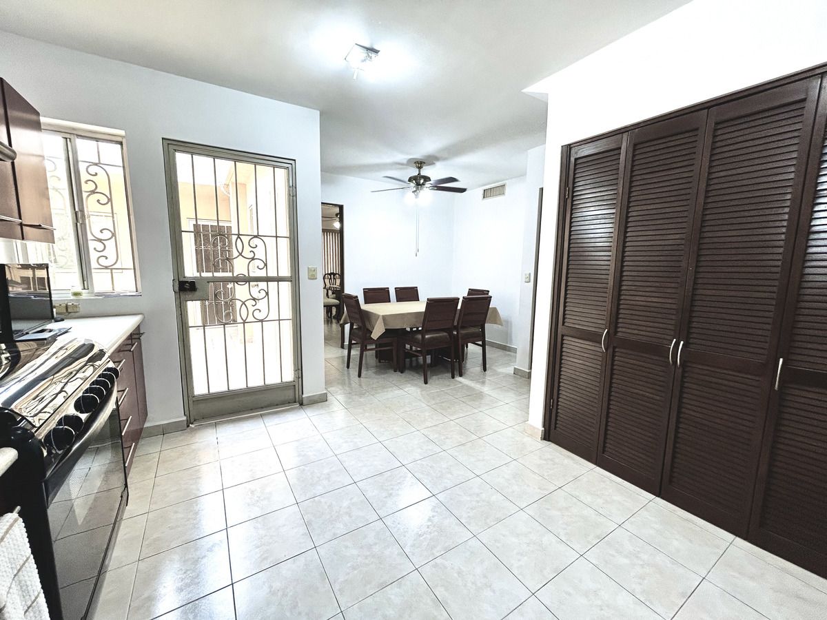 Cocina y antecomedor