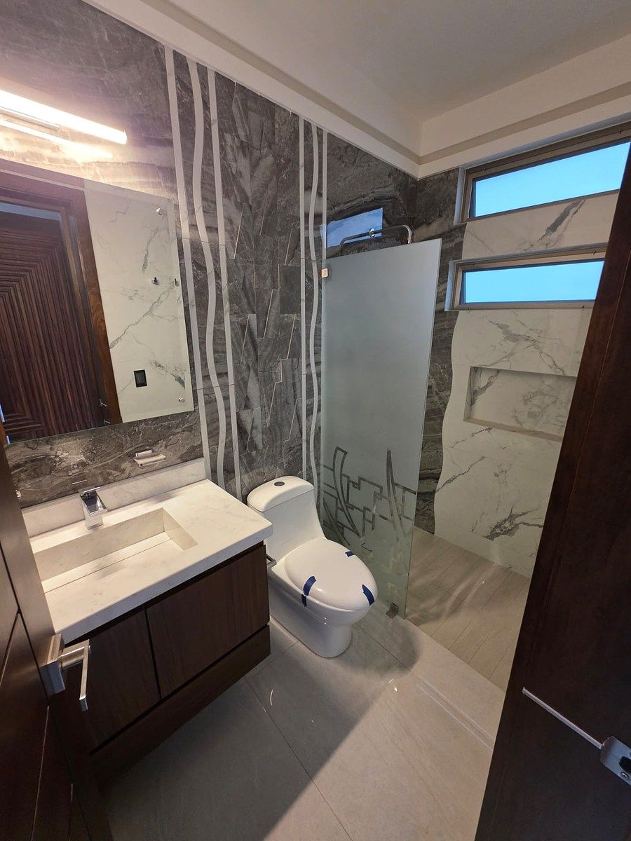4 de 15: Baño completo pb