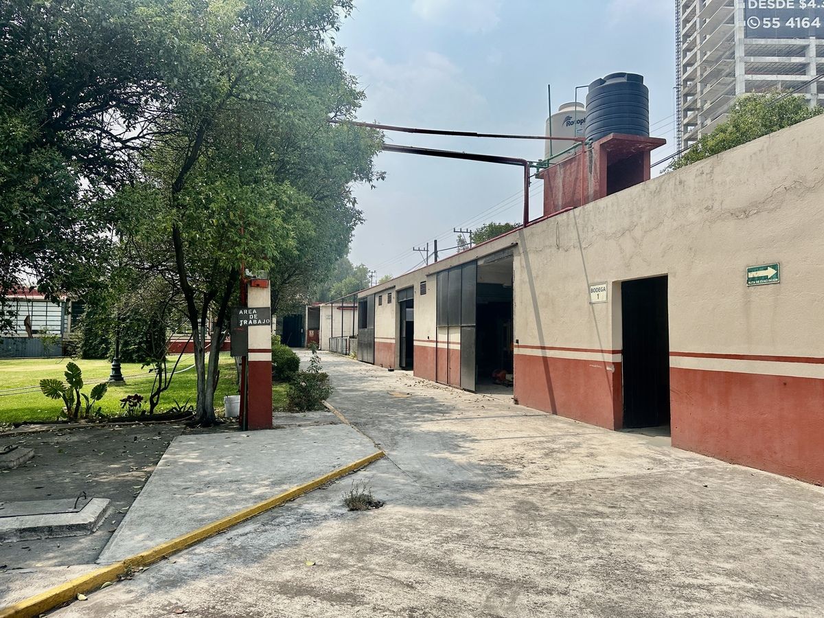 4 de 33
