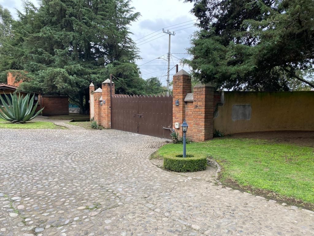 House for sale in Cacalomacán Toluca - foto 2