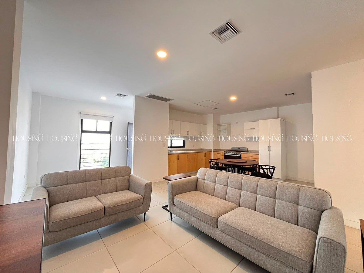 ALUGUEL DE APARTAMENTO MOBILIADO NA TORRE DOMUS, foto 1 de 14
