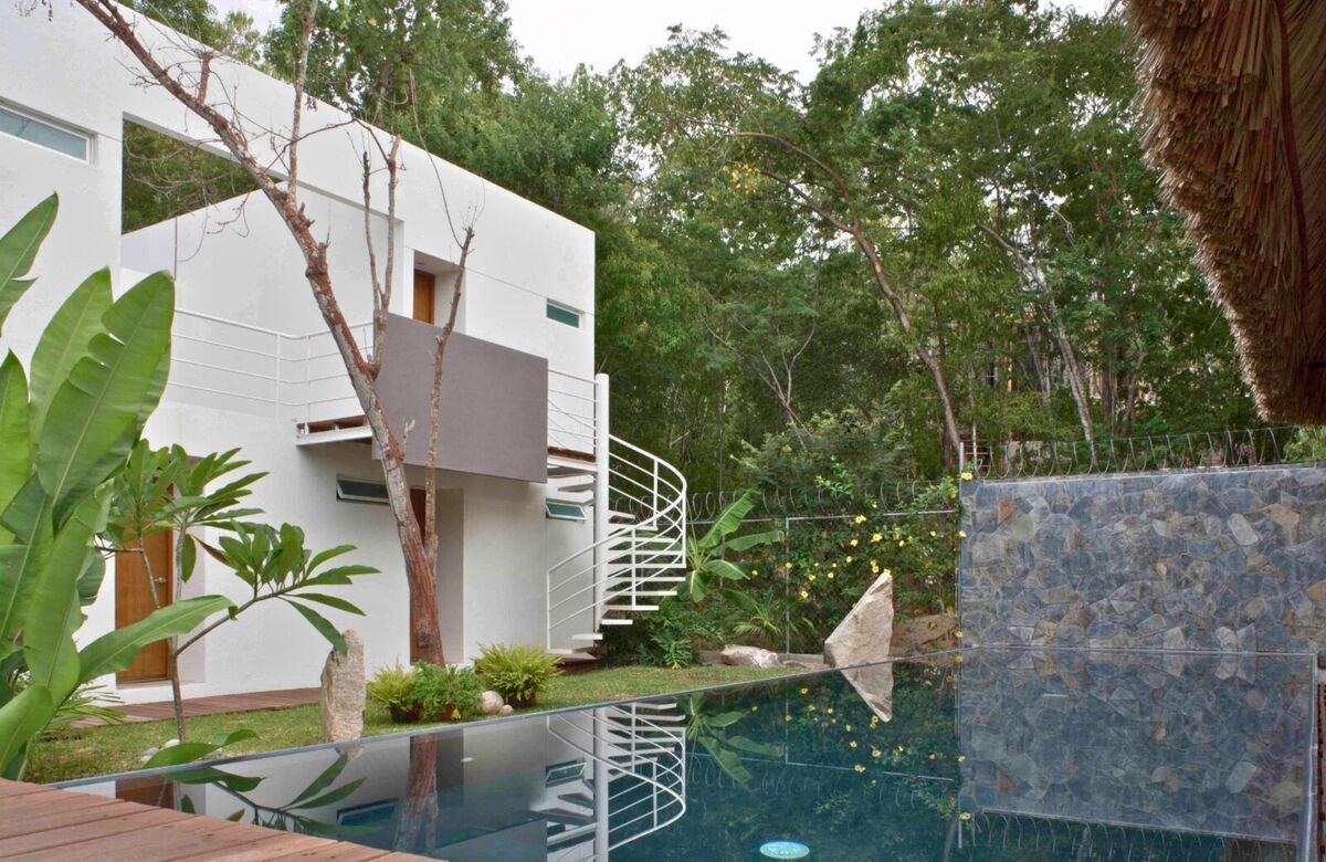 2 de 43: Pool - Back of House -CASA AGUSTIN - Huatulco - For Sale