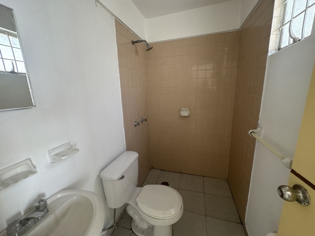 4 de 11: Baño comun
