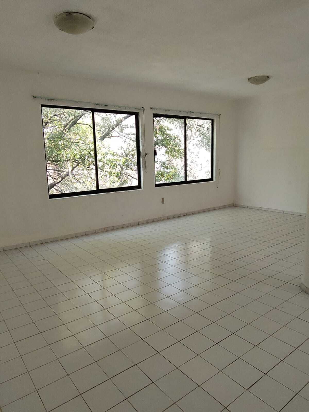 2 de 8: Sala