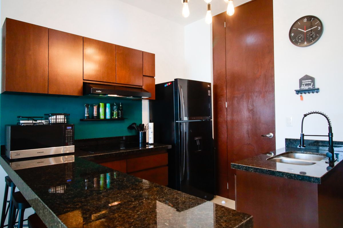 5 of 33: Cocina Equipada