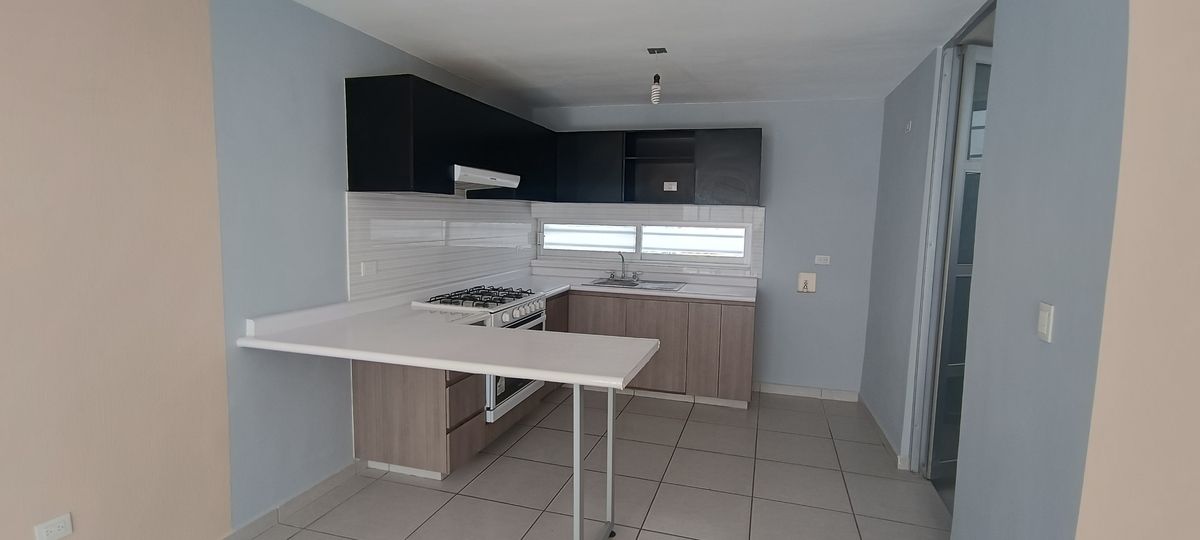 4 of 25: Planta Baja - Cocina
