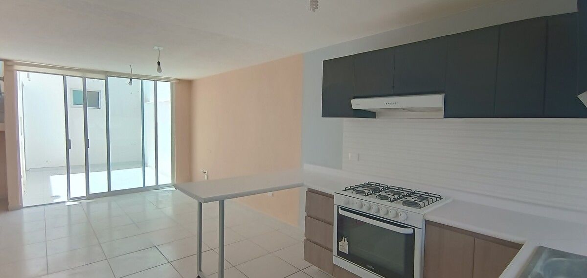 3 of 25: Planta Baja - Cocina