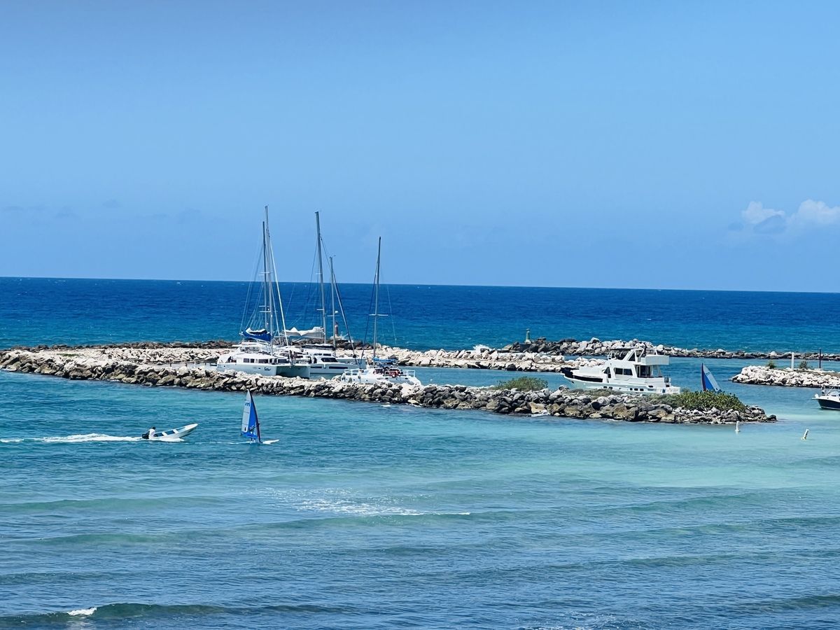26 of 27: Puerto Aventuras Fatima bay