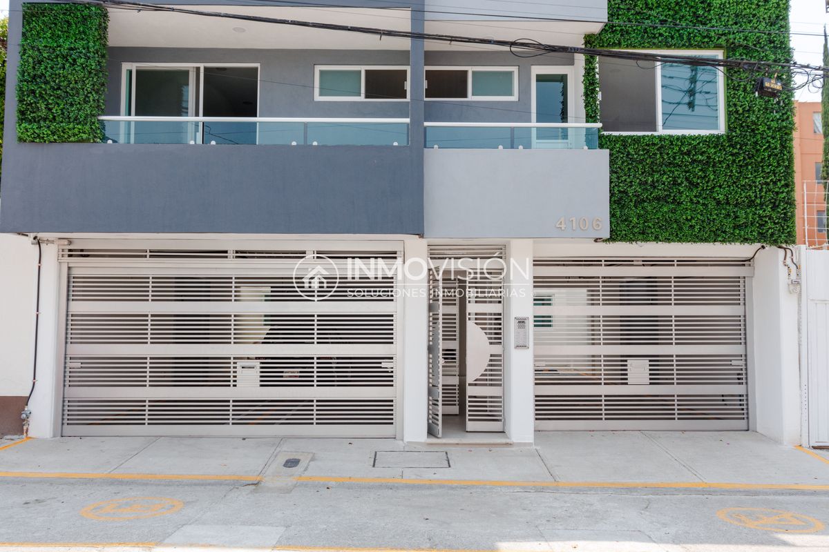 2 de 48: Fachada edificio.