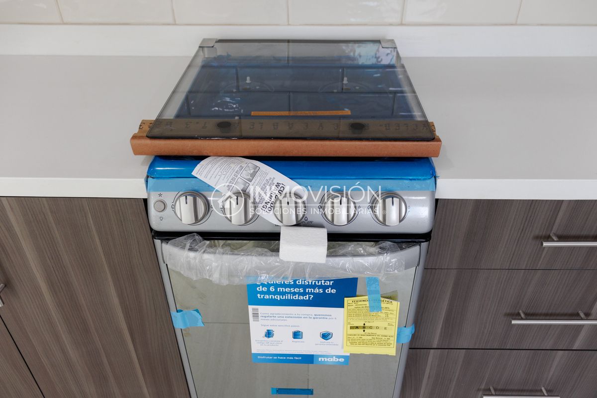 12 de 48: Modelo 101.