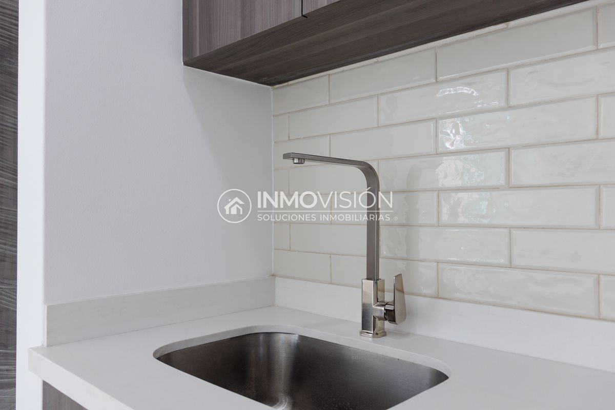 13 de 48: Modelo 101.