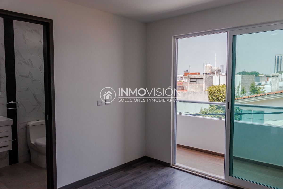 17 de 48: Modelo 101.