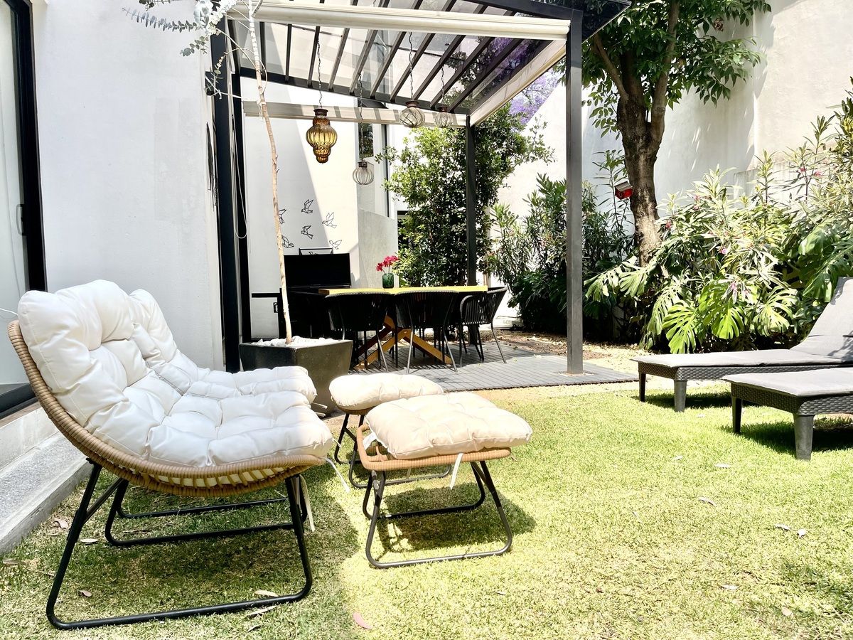 3 de 33: Jardín interno
