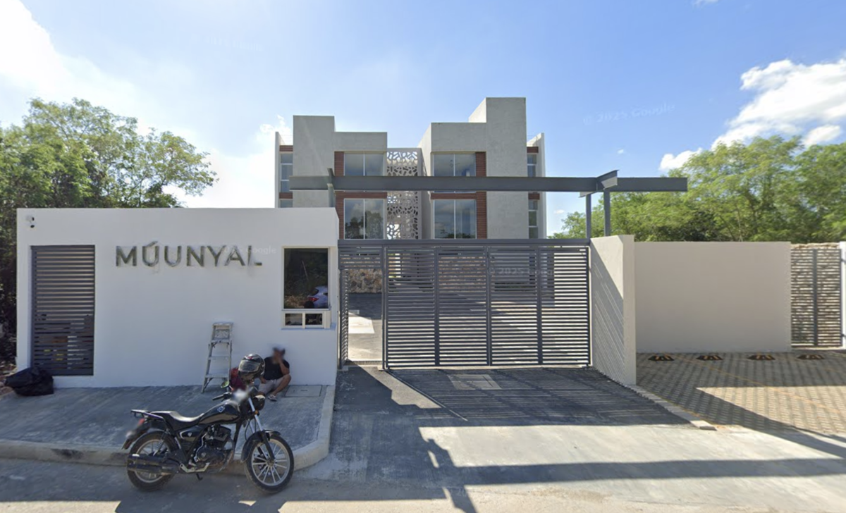 6 de 6: Muunyal lo separa un lote