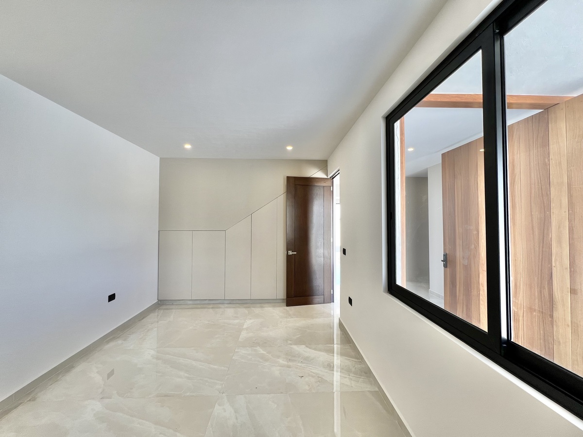 10 de 24: Habitación en planta baja