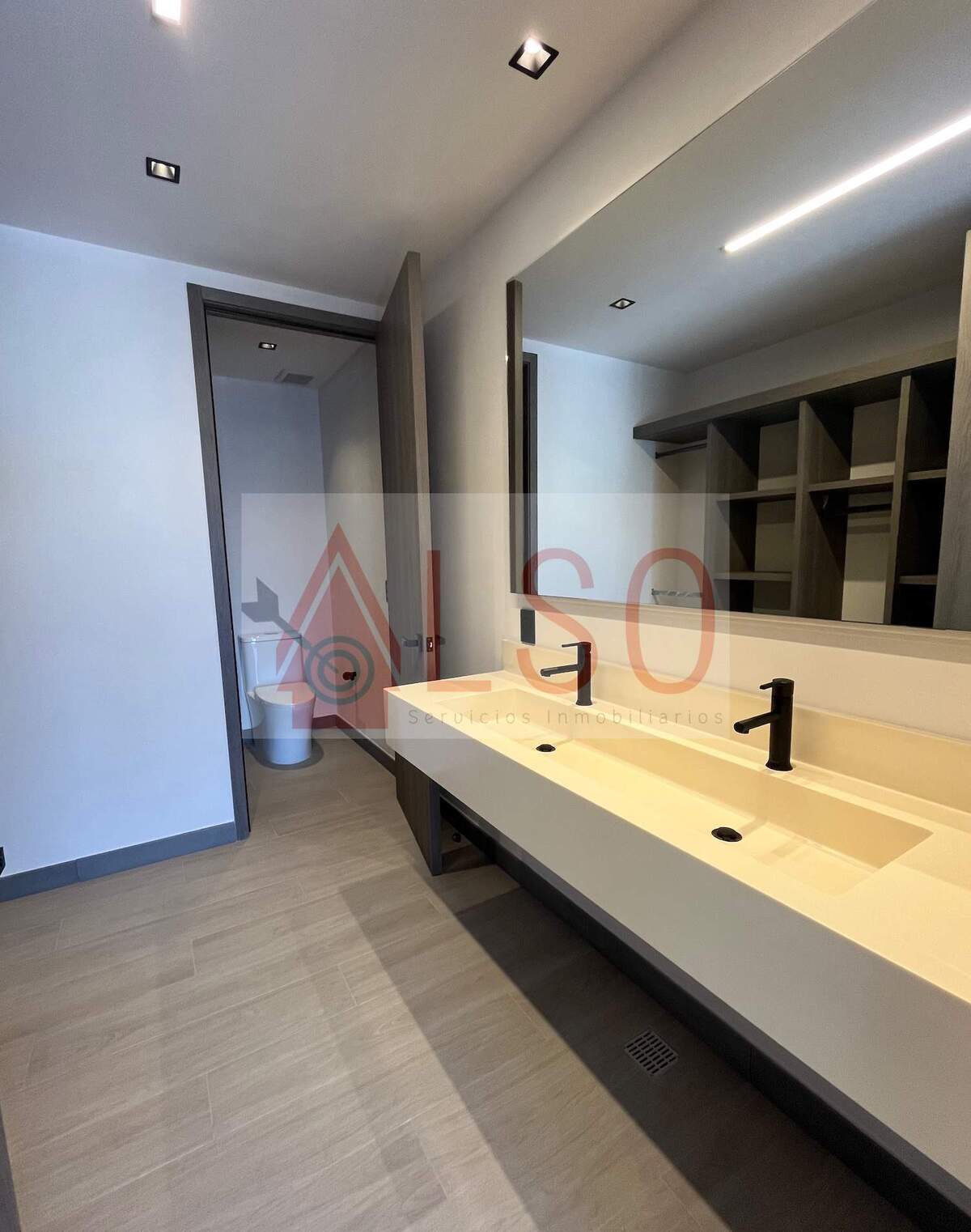 5 de 19: Baño RP