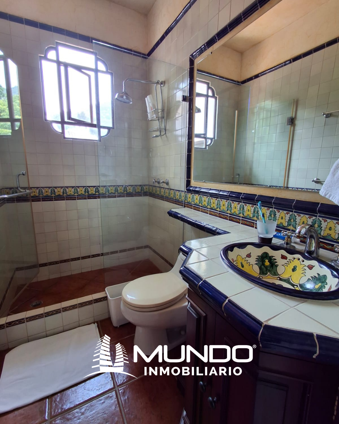 29 de 34: Baño secundario