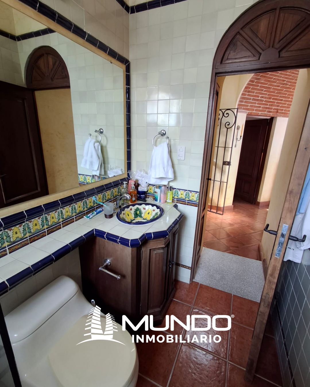 28 de 34: Baño secundario con ventilación natural