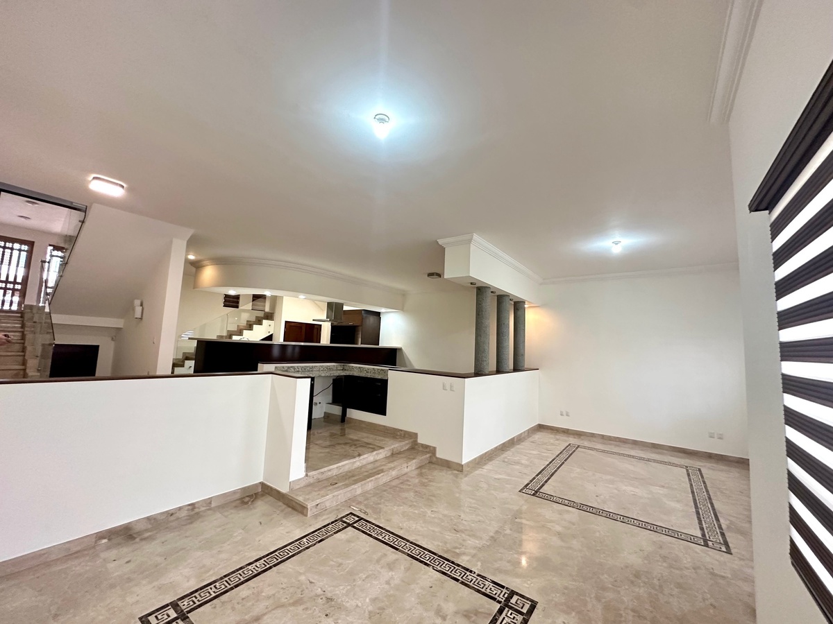 4 de 20: sala y comedor