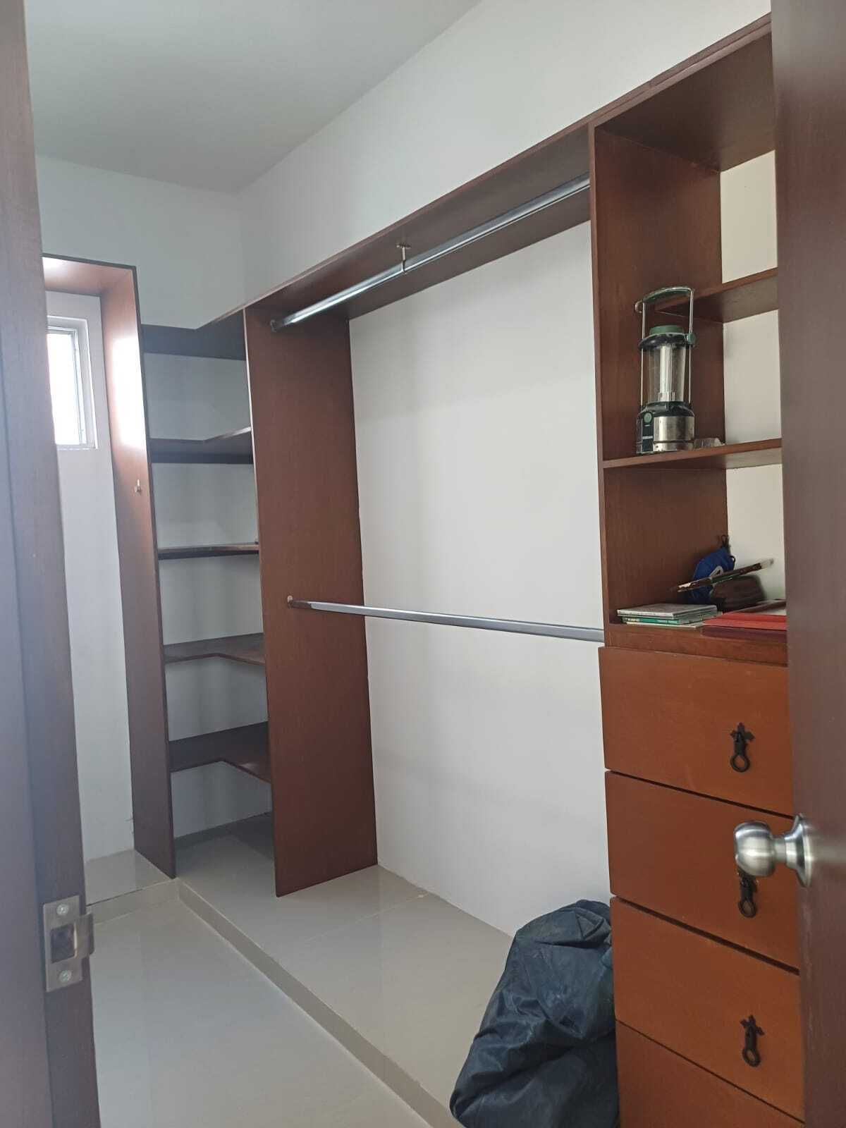 10 de 30: Closet de la recamara principal