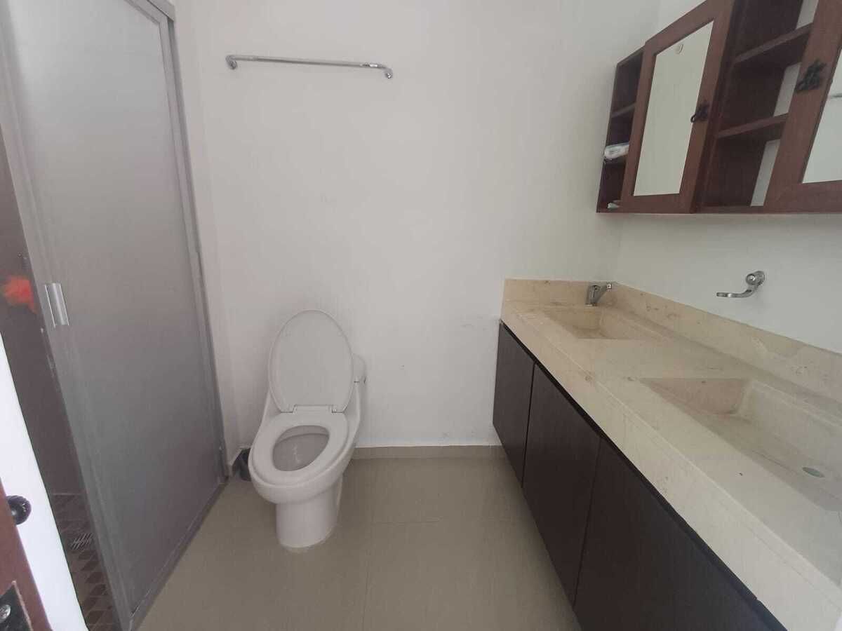 11 de 30: Baño recamara principal