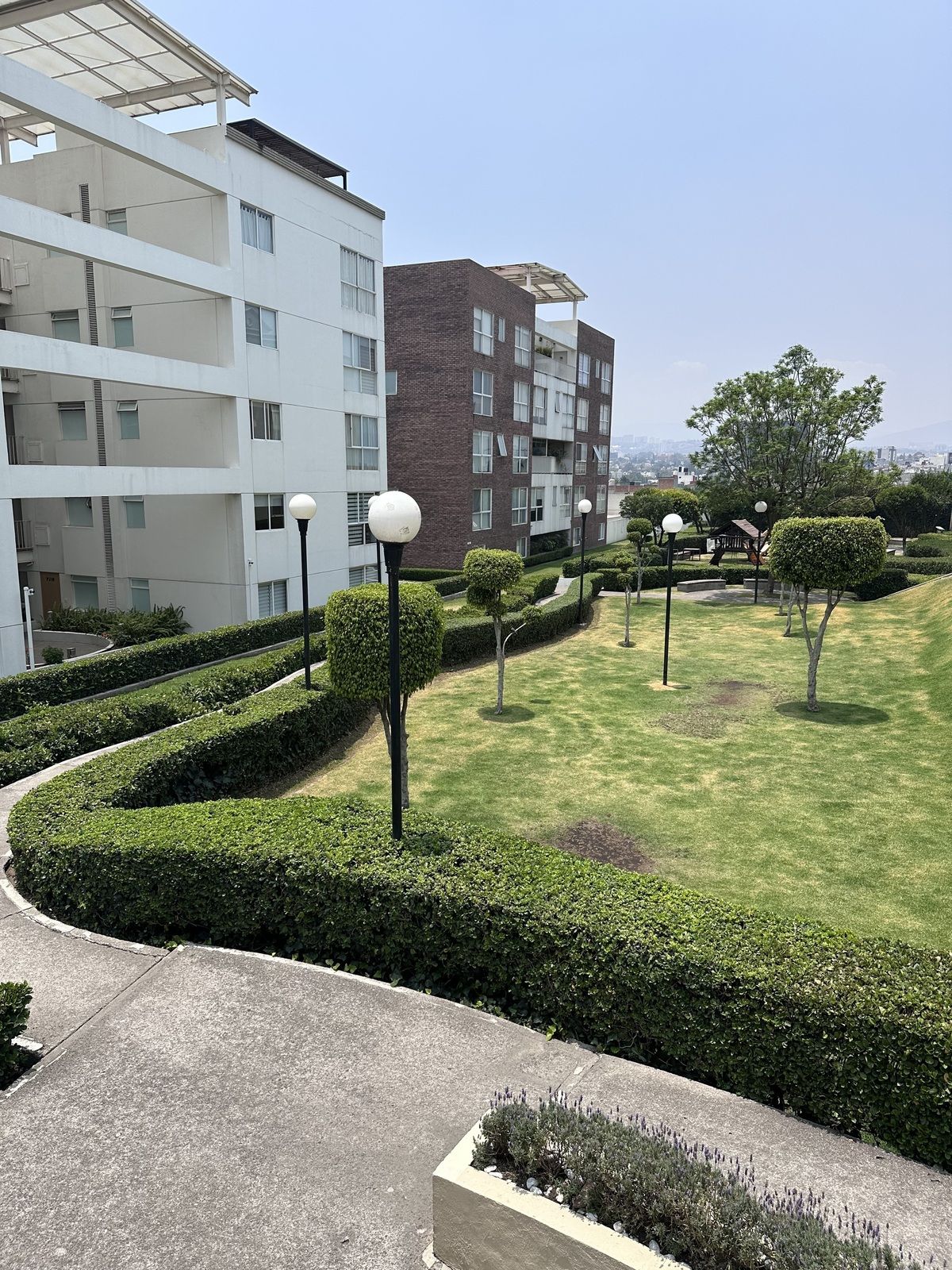 2 de 35: Hermosos Jardines