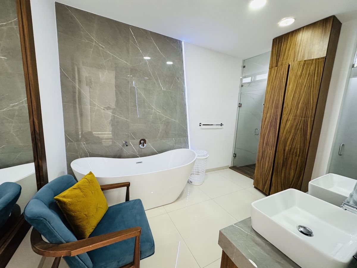 15 de 26: baño recamara principal