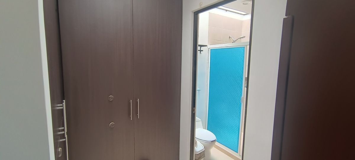 19 de 31: PA - Recámara #2 Principal con Vestidor y Baño Completo
