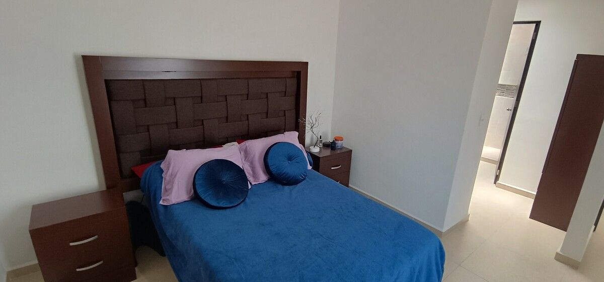 18 de 31: PA - Recámara #2 Principal con Vestidor y Baño Completo