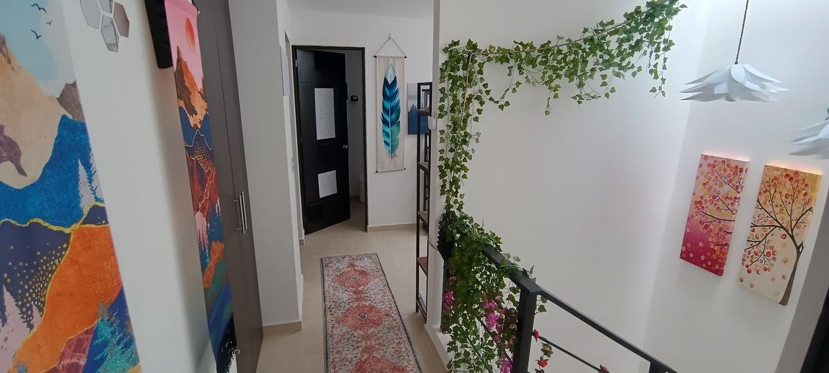 15 de 31: Planta Alta - Pasillo con closet de Blancos